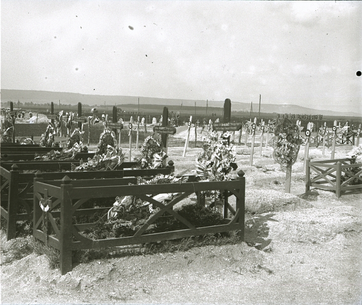Box 11 Image 03.jpg